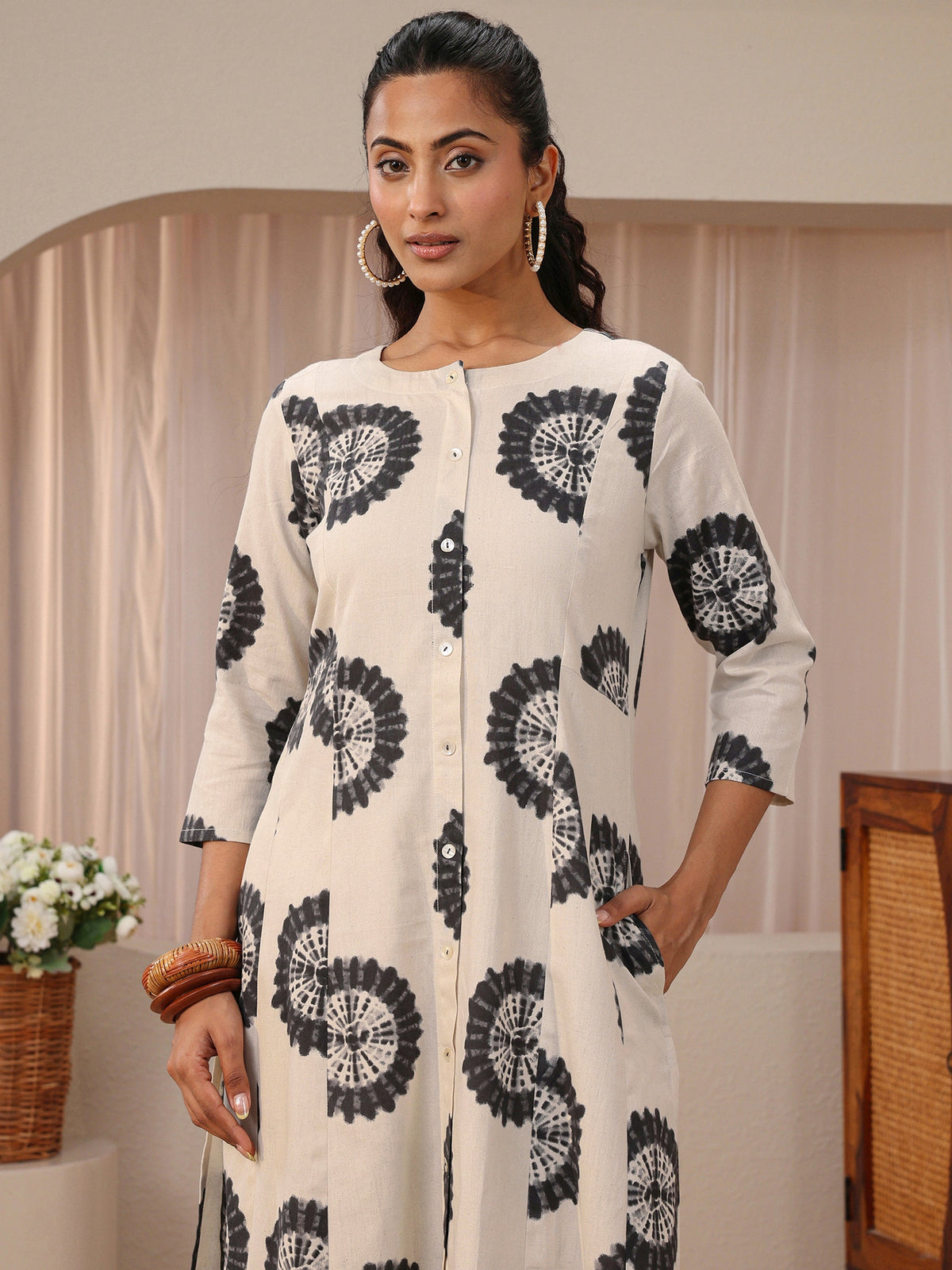 Libas Off White Geometric Printed Cotton Blend A-Line Kurta