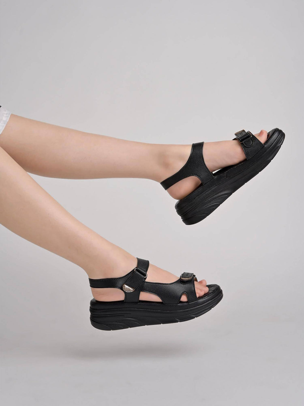 Women Comfortable Black Doctor Sole Sandals | SD89 - view 2