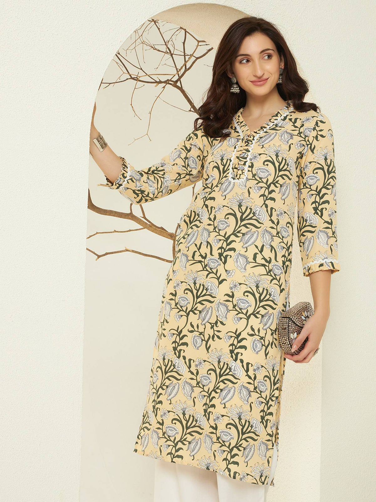 Women Grey Floral Printed Straight Kurta | U3S - view 7