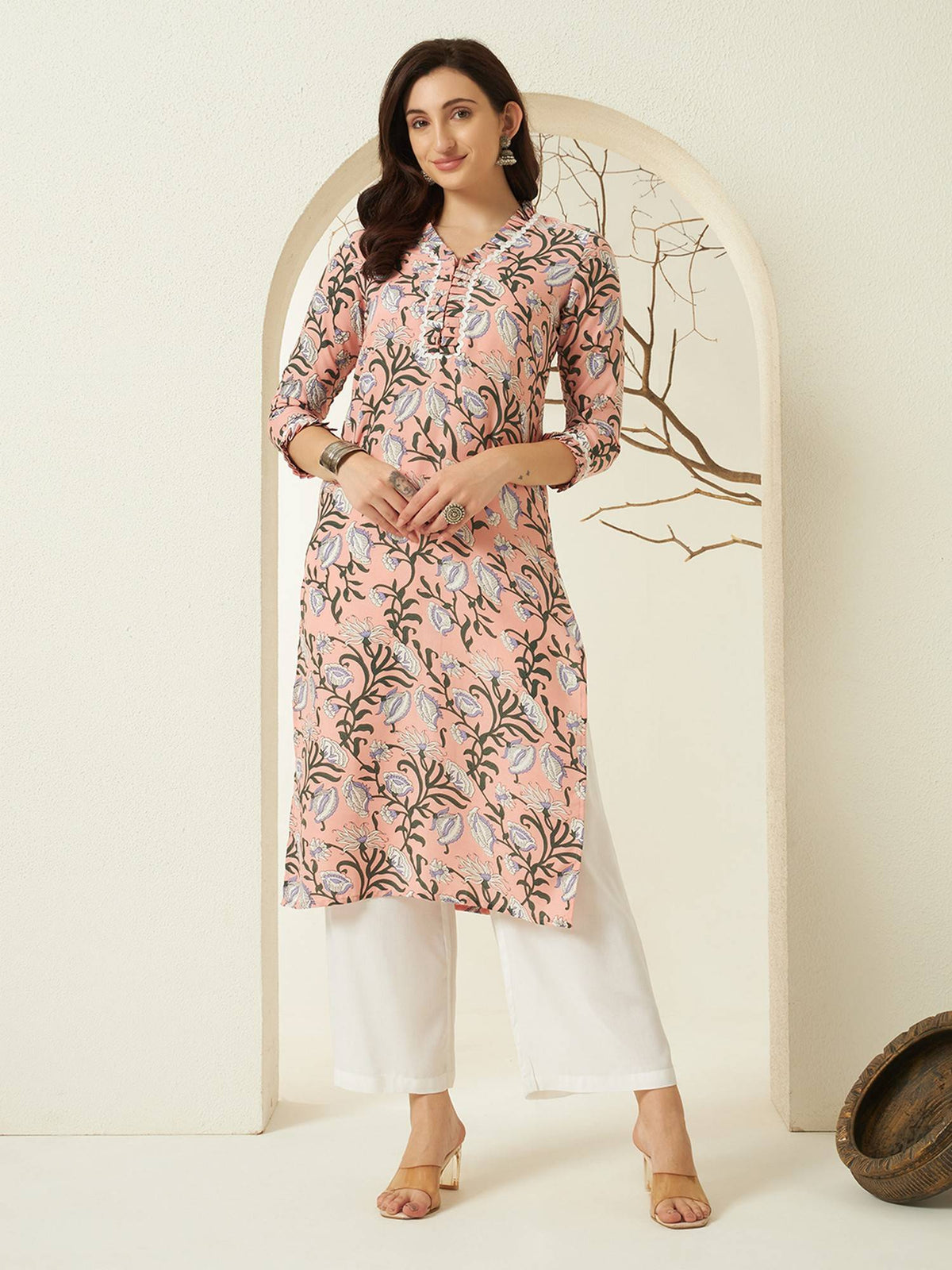 Women Grey Floral Printed Straight Kurta | U3S - view 13