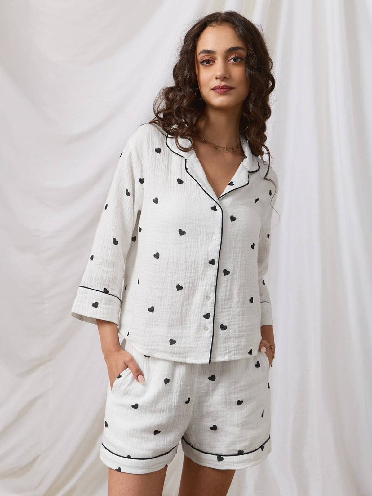 White Night Shirt Hearts Women Lounge Shirt | S67 - view 1