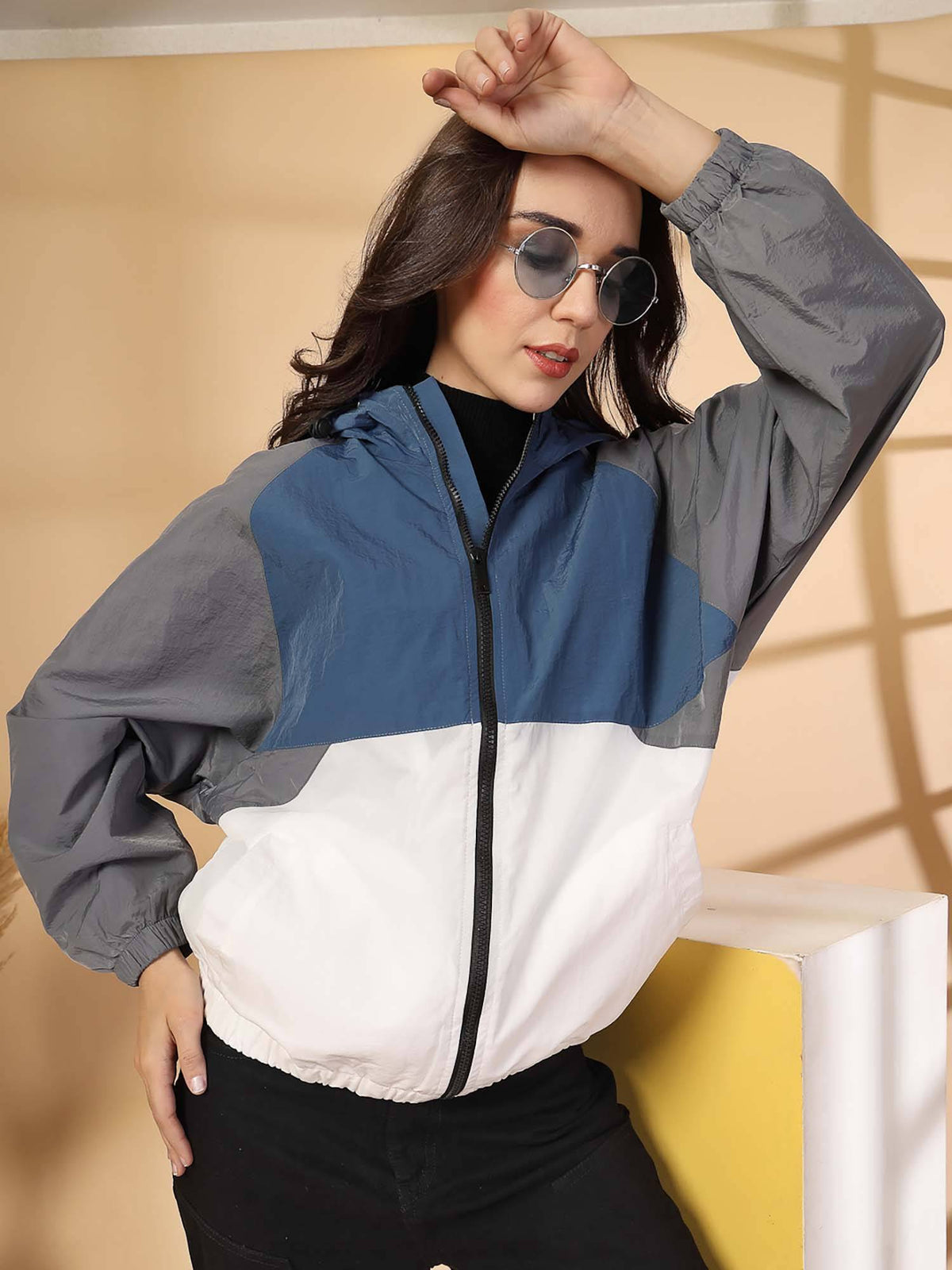 Women Standard Length Polyester Winter Sports Zipper Stylish Jacket | JK12 - view 5