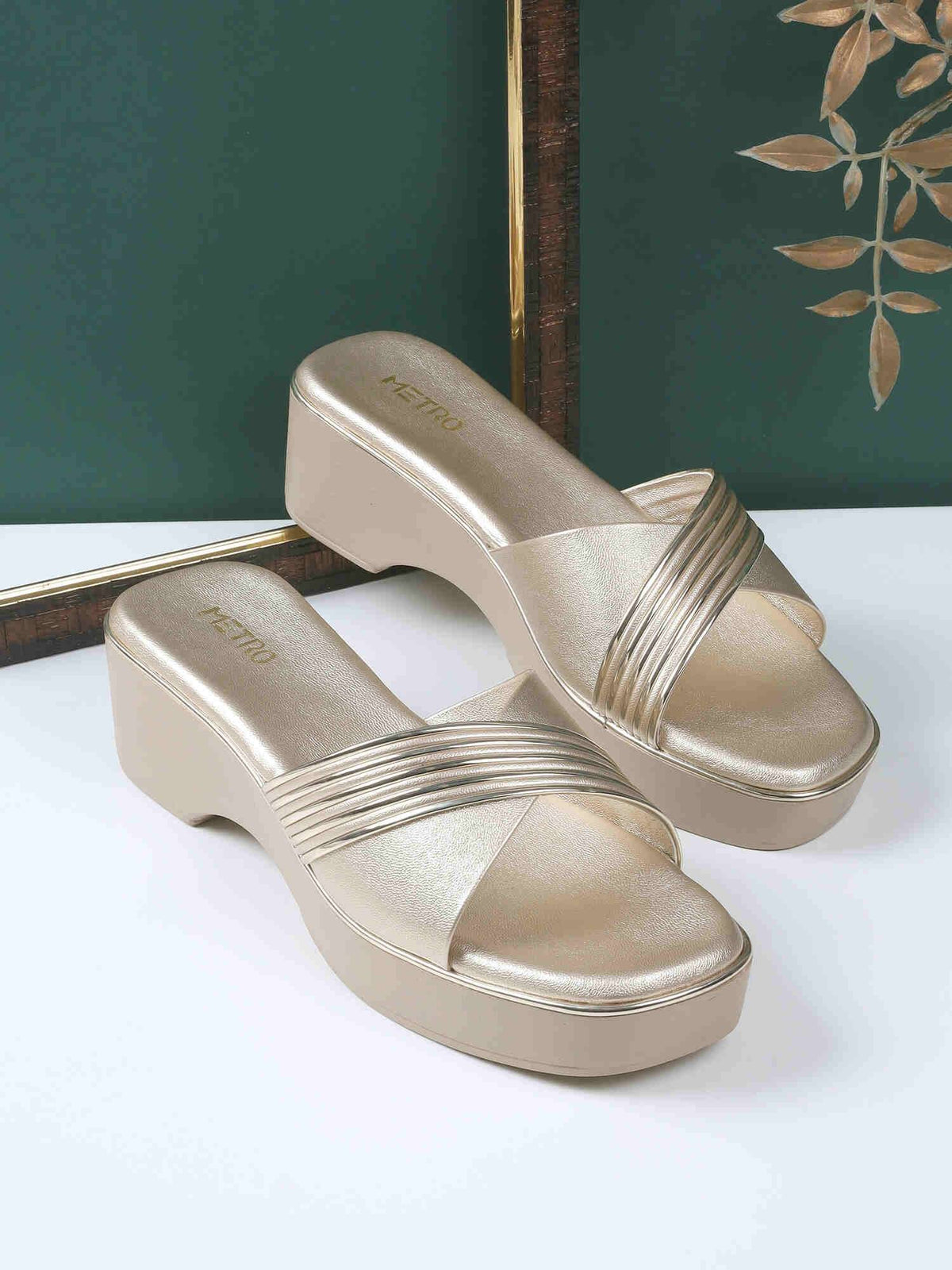 Women Gold Casual Platform Heels | H78 - view 1