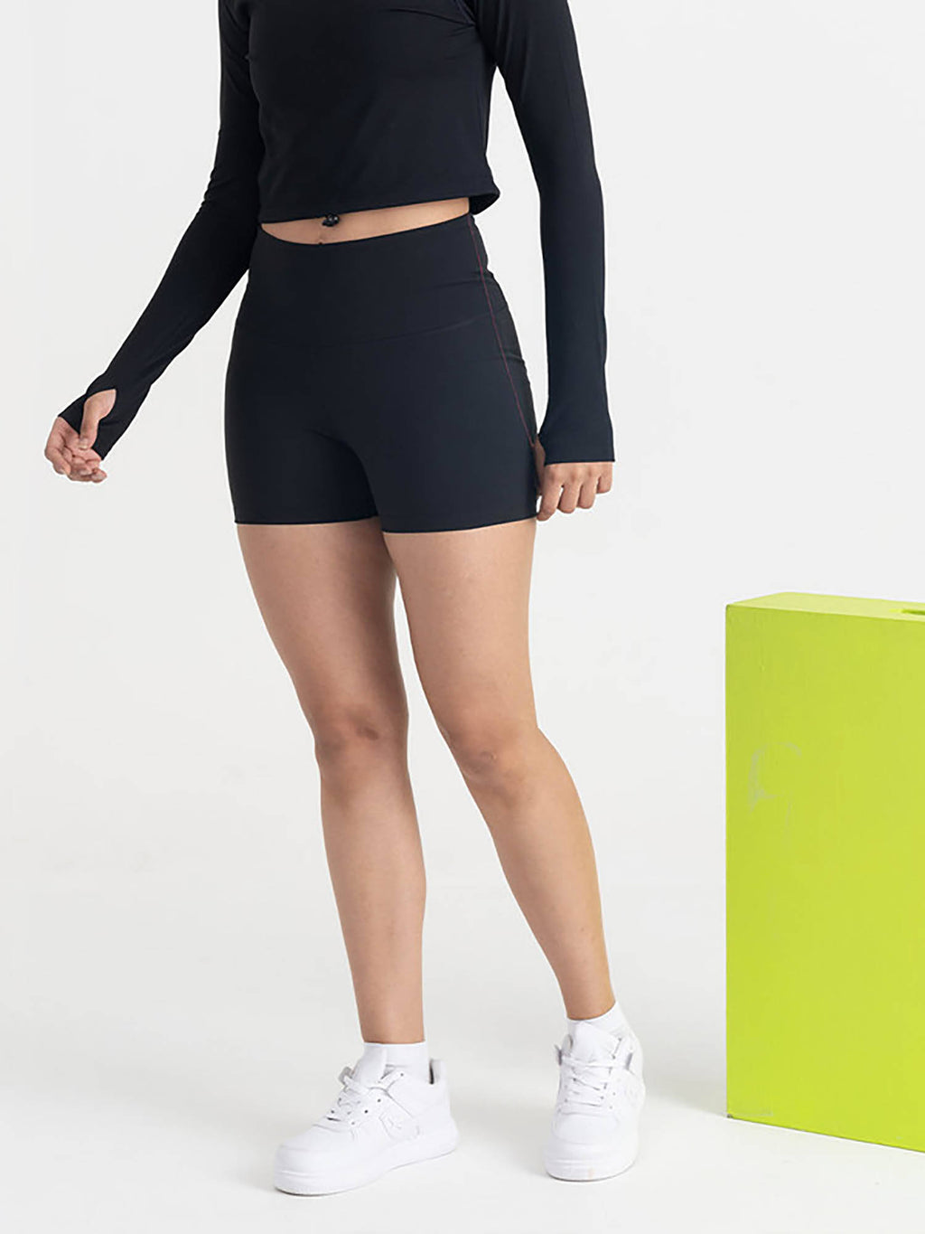 Zen Women Black Stretchable Shorts - view 6