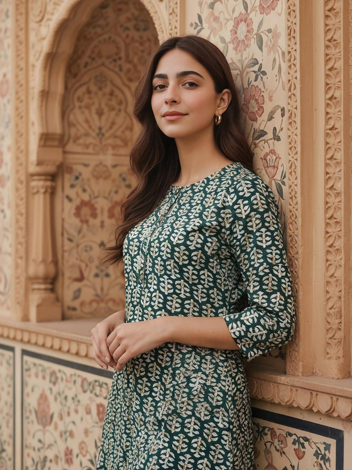 Women Green Rayon Printed Kurta | FY93 - view 2