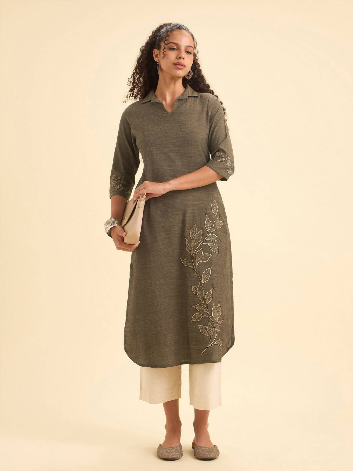 Women Grey Embroidered Kurta | KDG - view 5