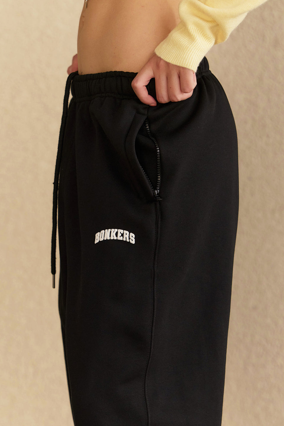 Black Cuffed Joggers JG67