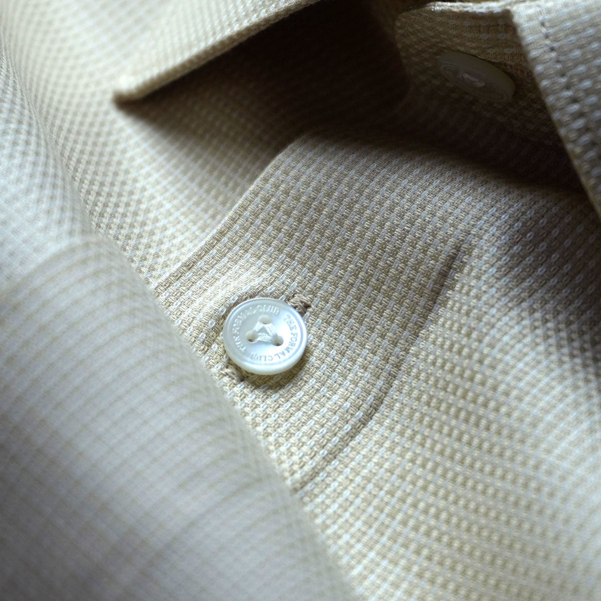Regent Dobby Check Shirt In Champagne