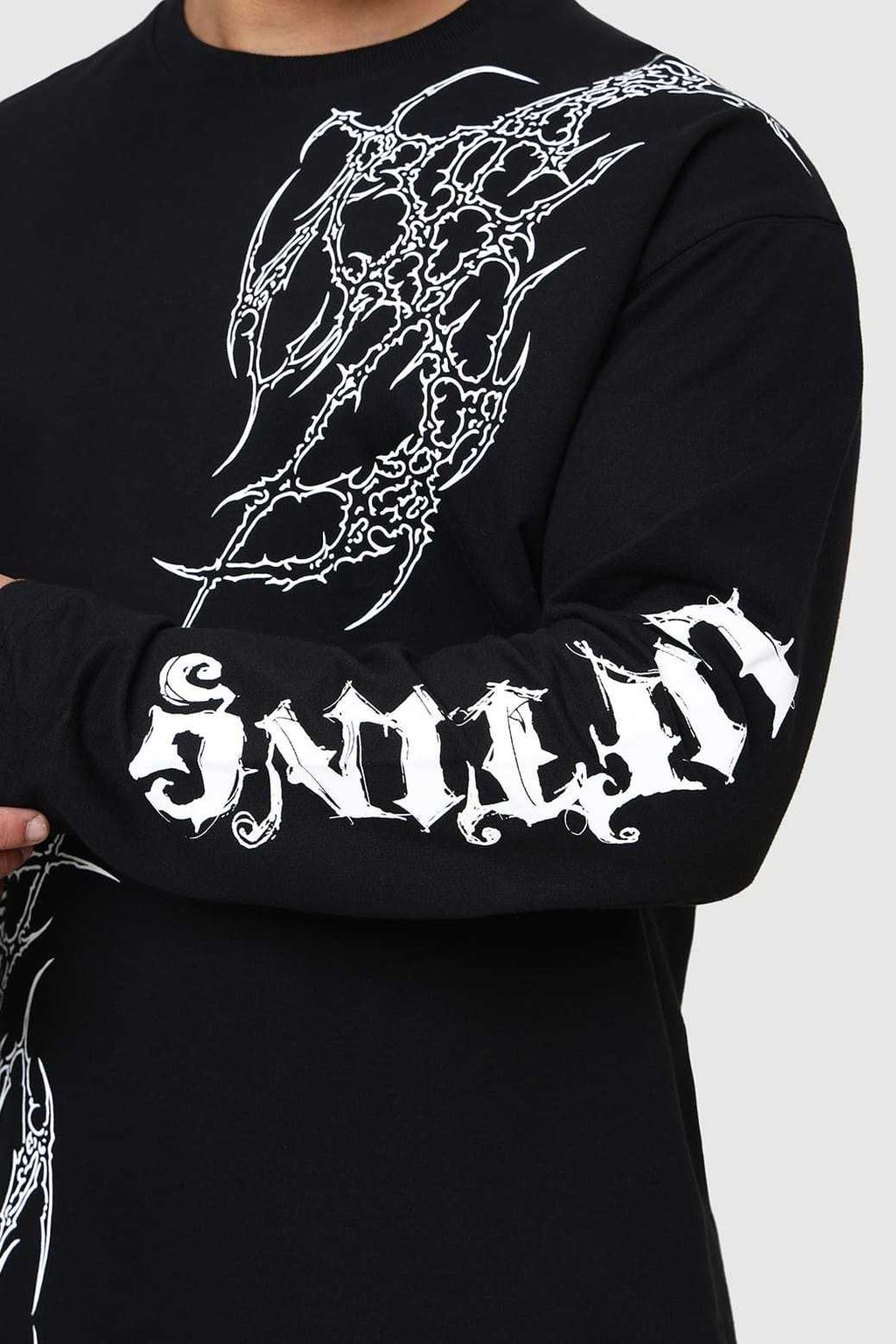 Die Lifting Fullsleeves T-shirt Black