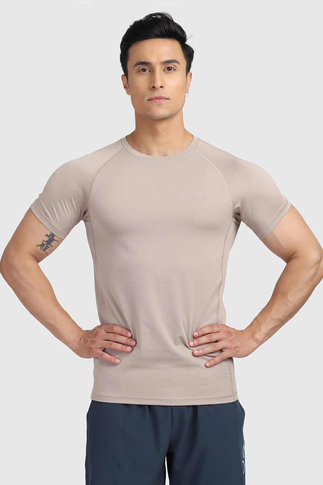 Sculpt T-shirts Beige