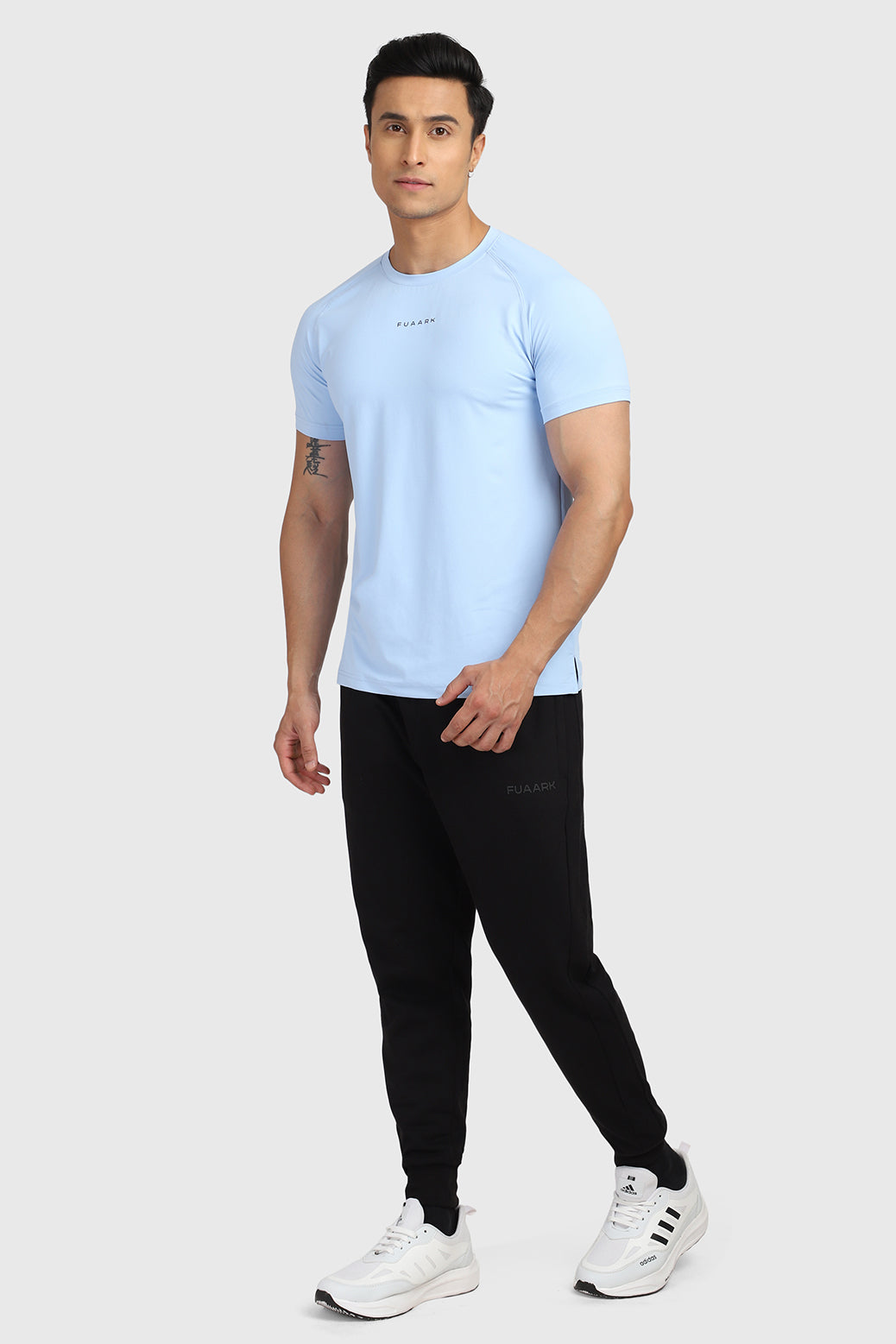 Sleek T-shirt Sky Blue