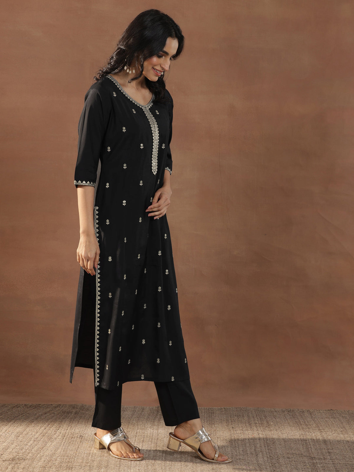 Gerua Black Embroidered Silk Blend Straight Suit Set With Dupatta