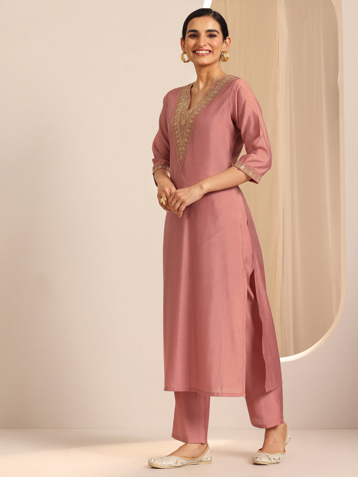 Gerua Peach Solid Silk Blend Straight Kurta Set