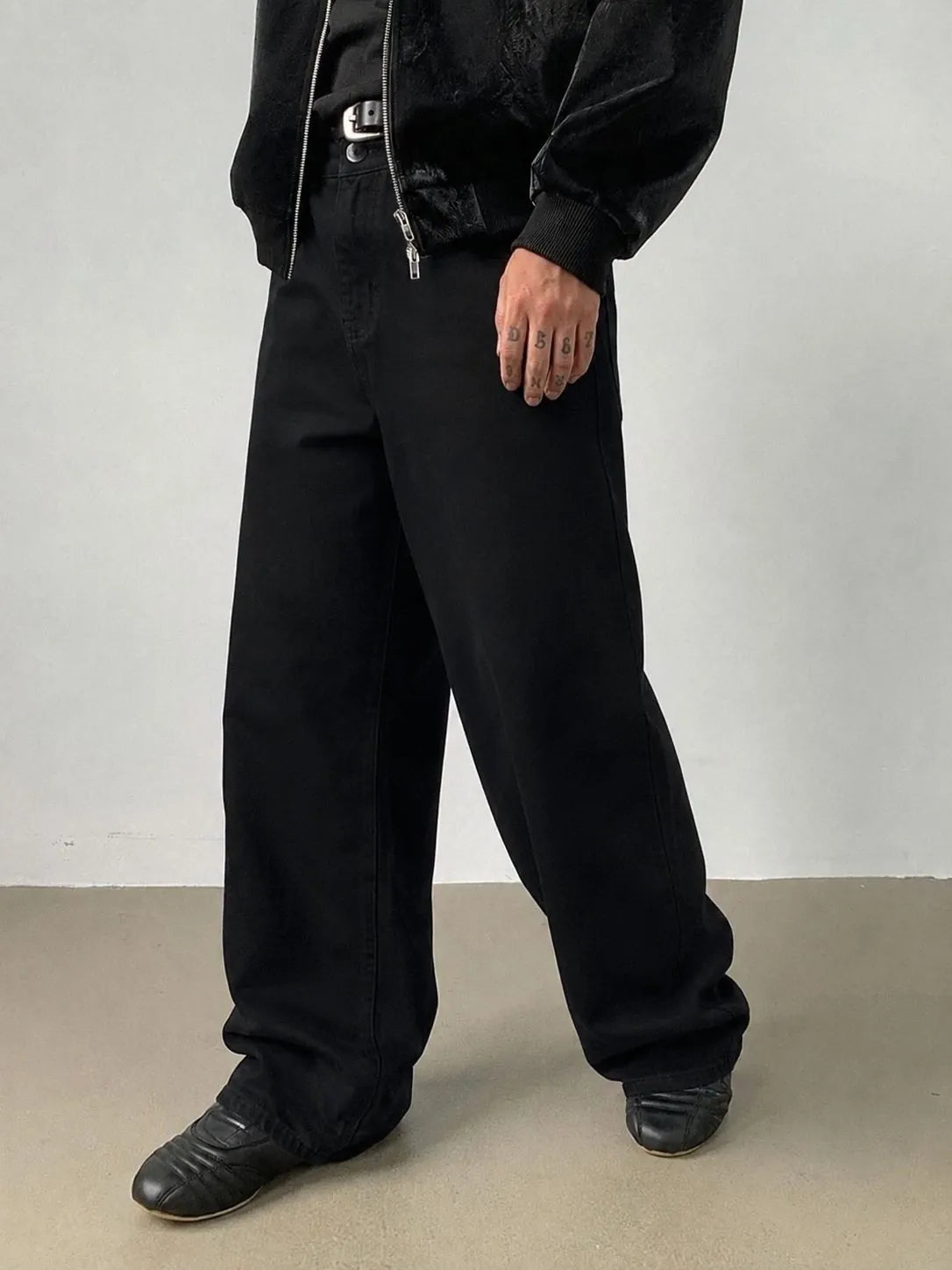 Pure Black Baggy Fit Rigid Jeans