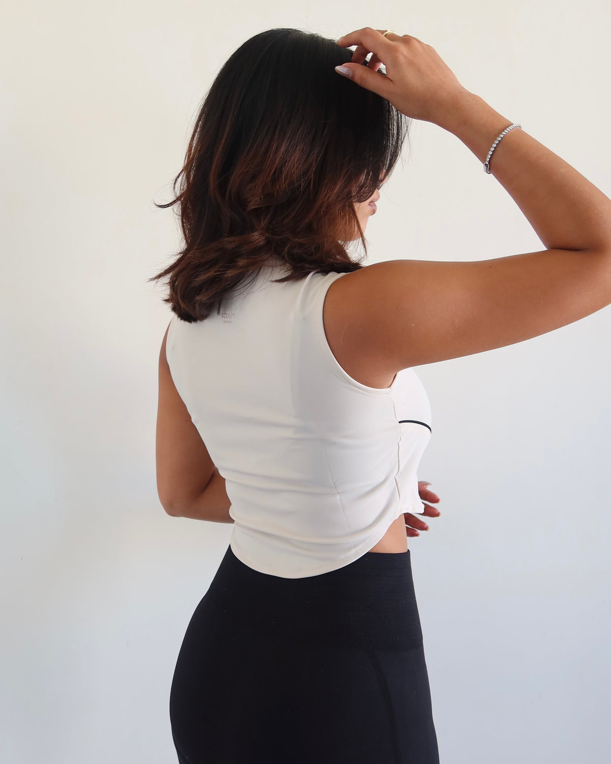 Sculpt Zip Up Top