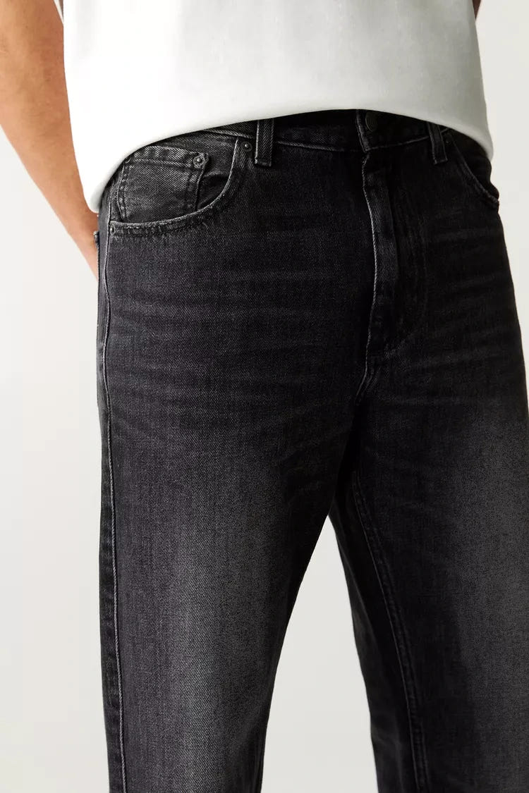 Revival Edge Straight Fit Jeans