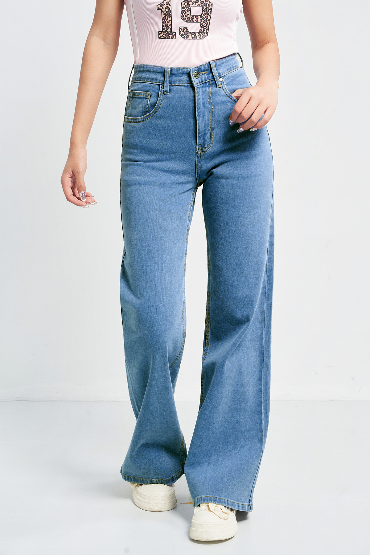 Wide Leg High Rise Jeans