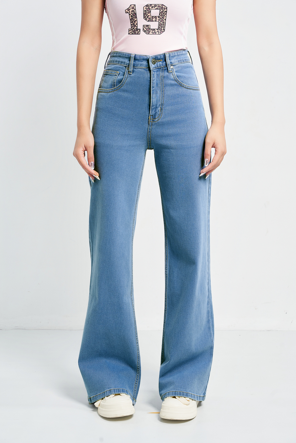 Wide Leg High Rise Jeans