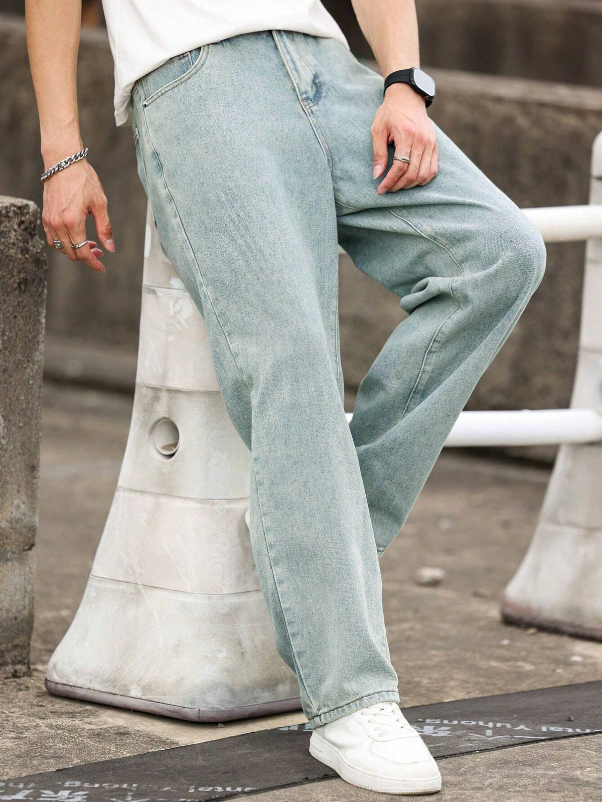 Blue Rust Runner Loose Straight Fit Jeans