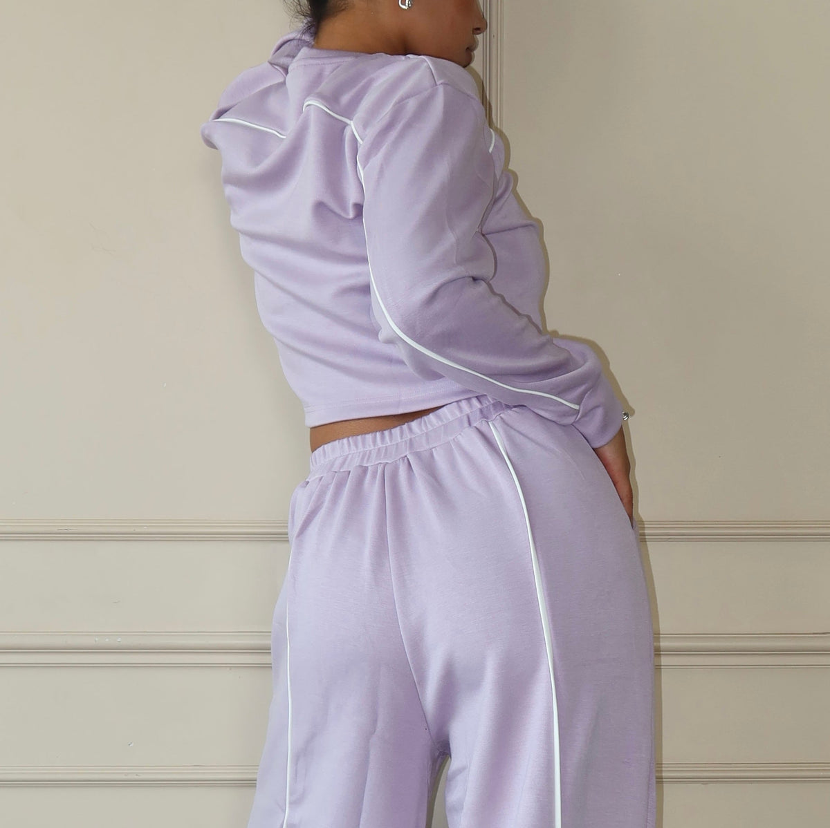 Cloud Contrast Full Sleeve Top