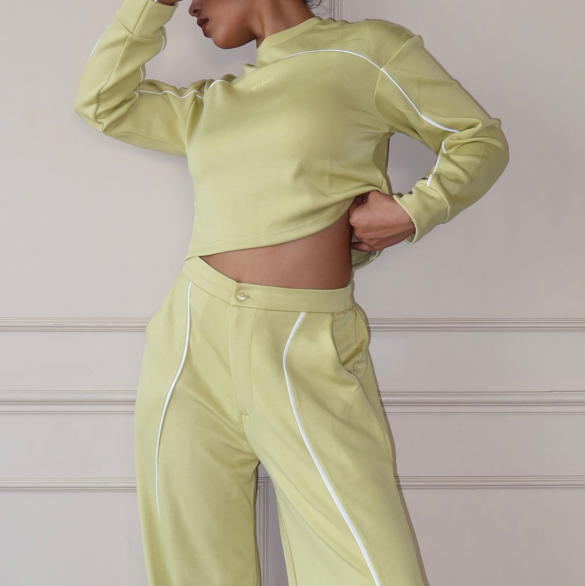 Cloud Contrast Full Sleeve Top