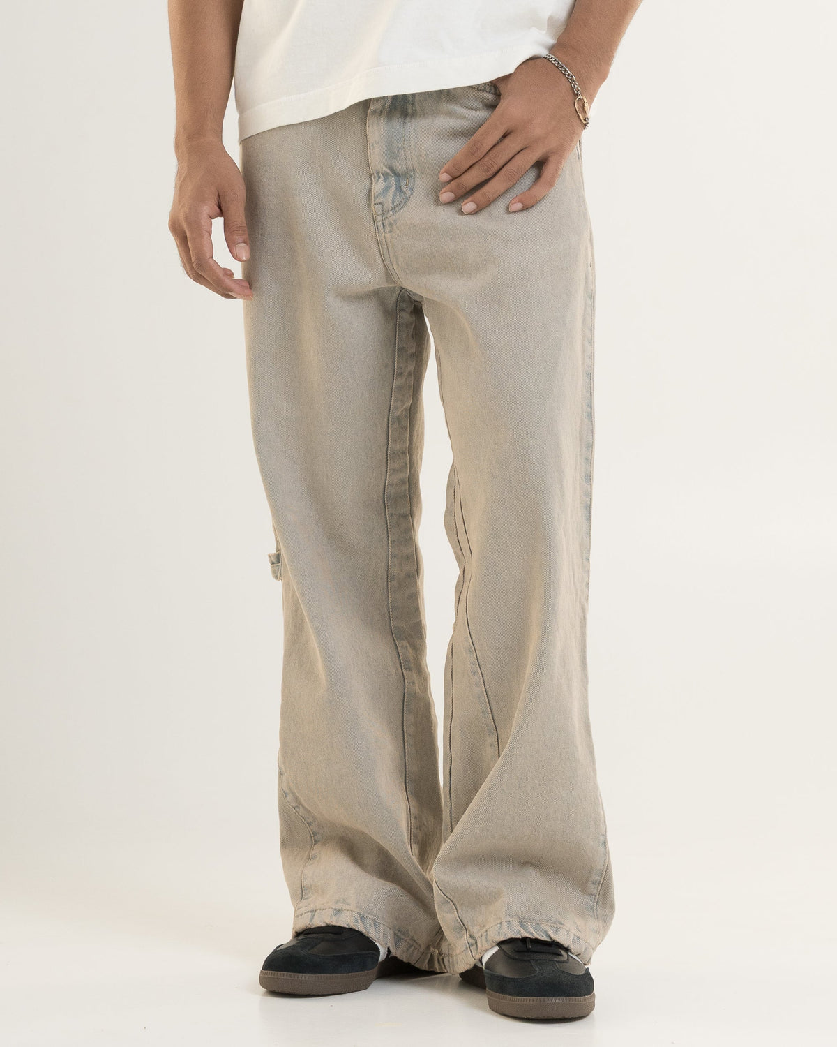 Flared Denim (Faded Blue)