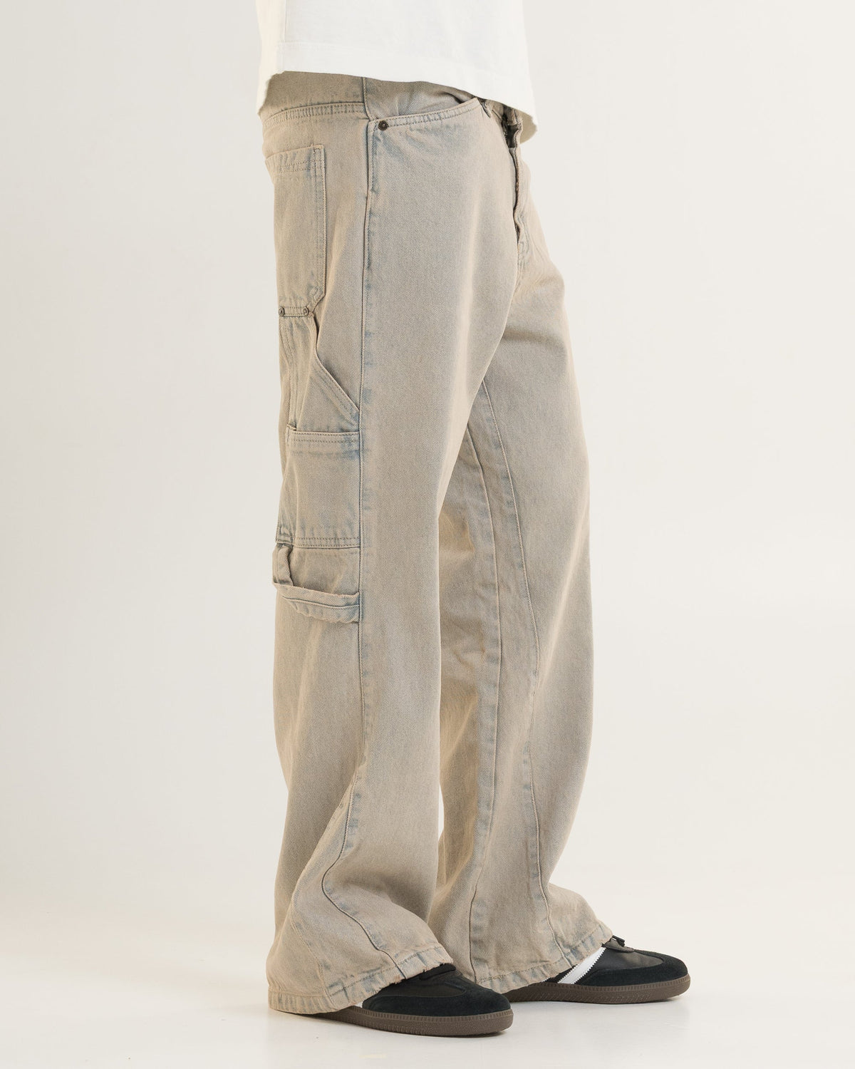 Flared Denim (Faded Blue)
