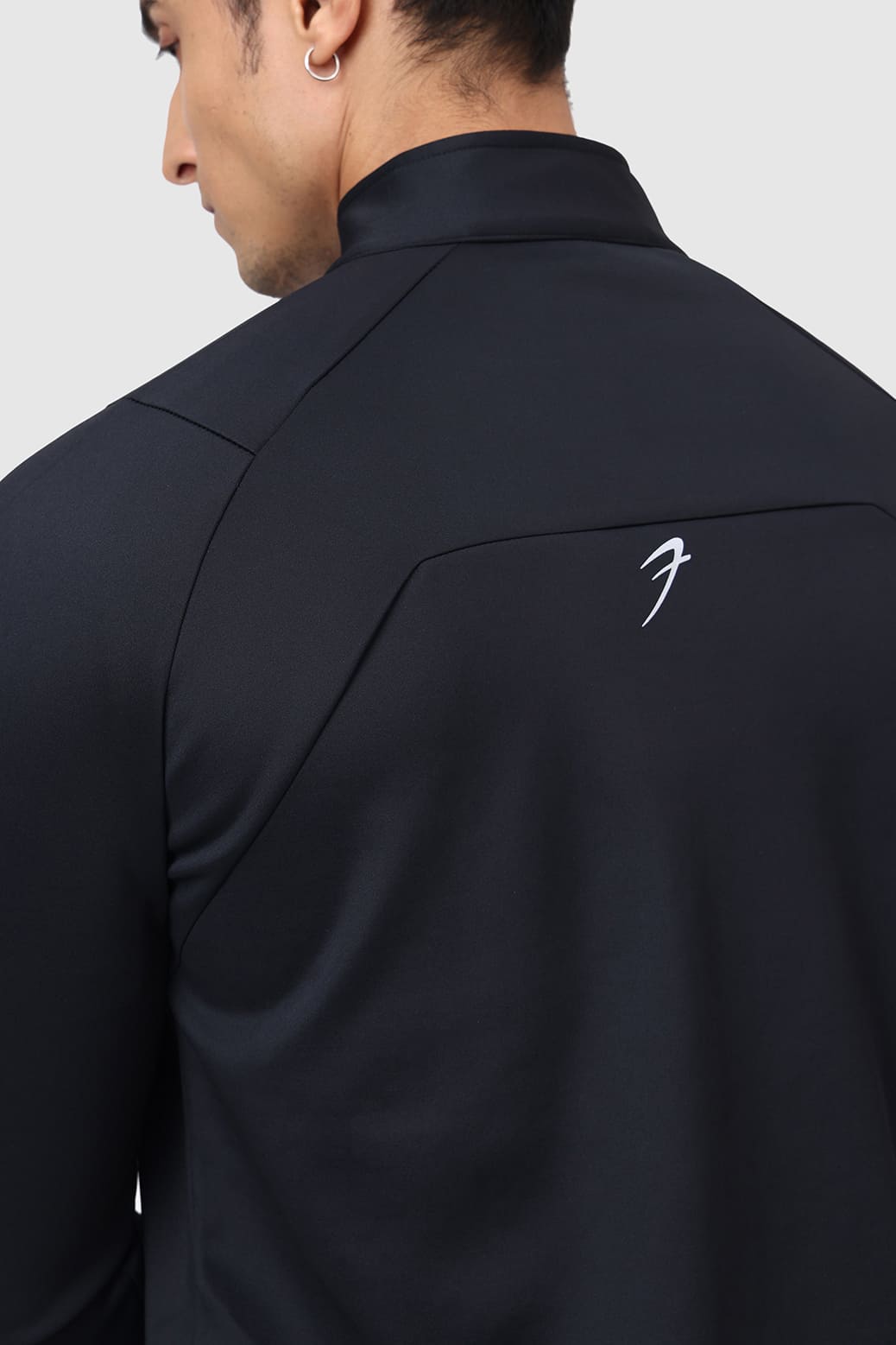 Ontrack Jackets Black