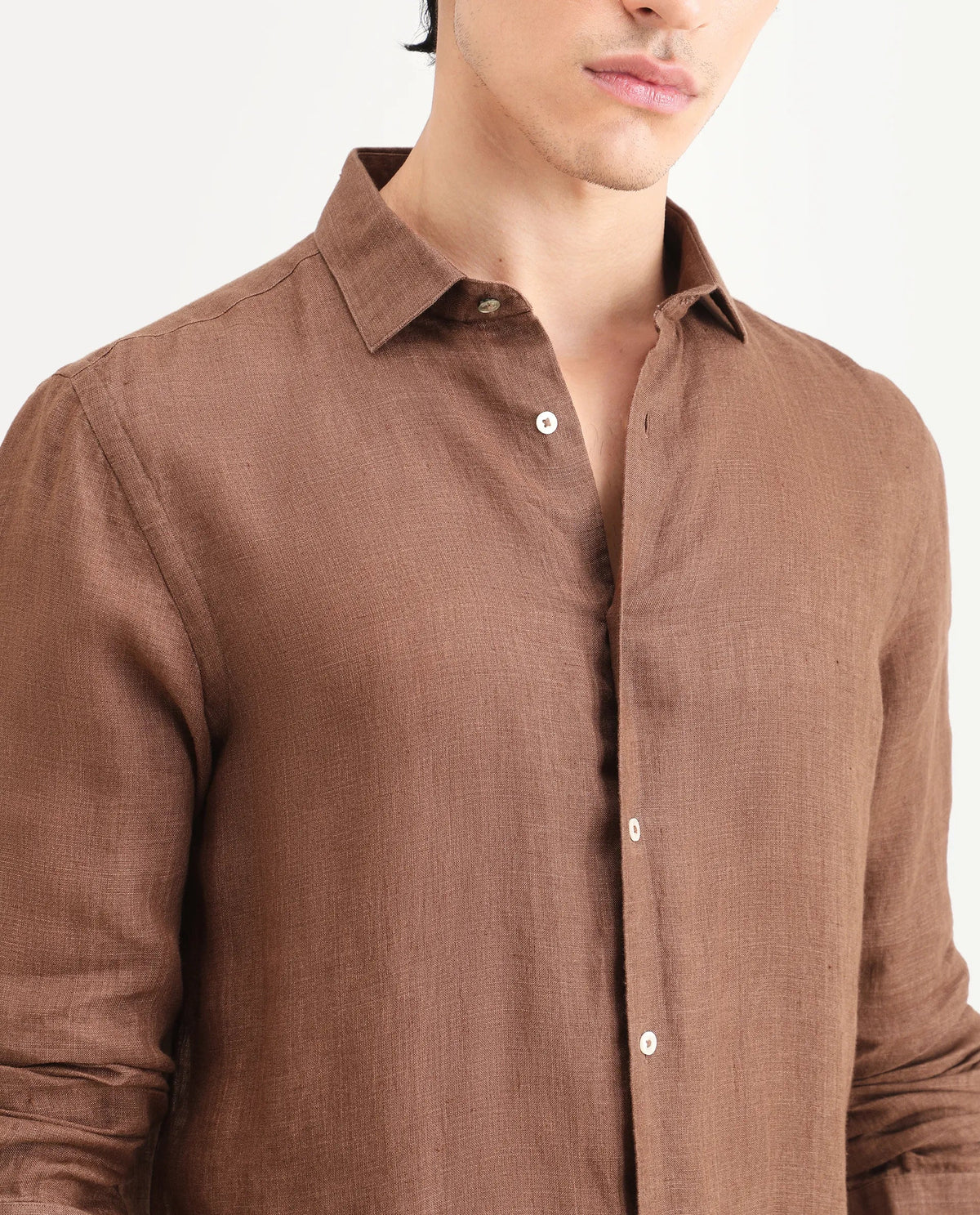 ELEVATED CASUAL MELANGE 100% LINEN SHIRT BORIUM-25 - BROWN morris.lane