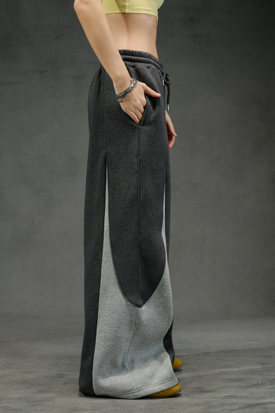 Hustle Rogue Hunter Joggers JG67