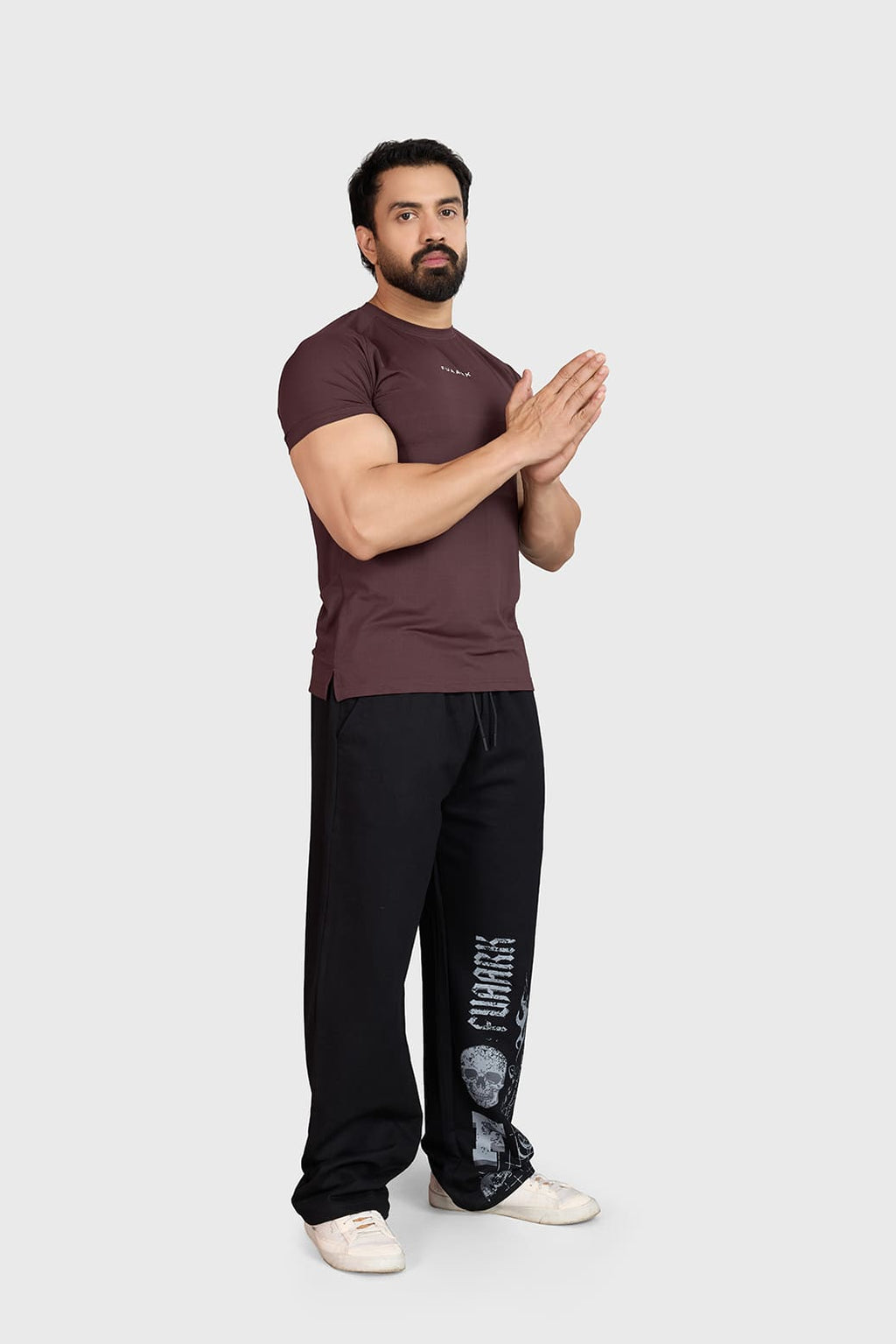 Sleek T-shirt Brown