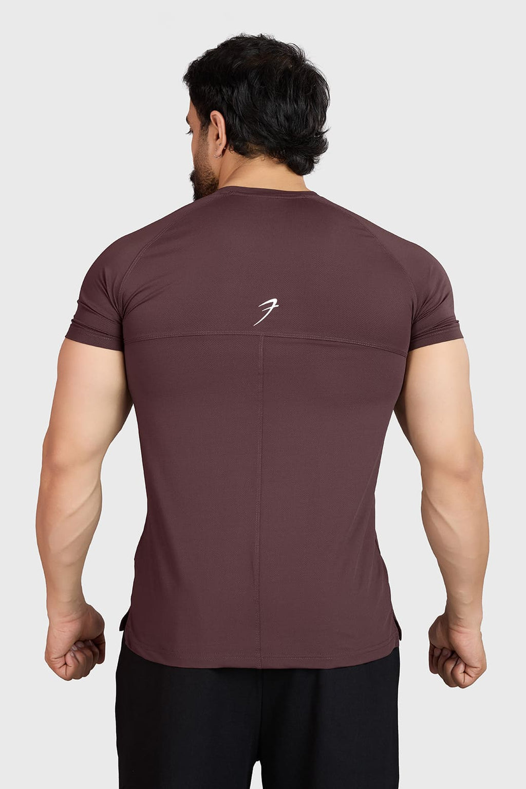 Sleek T-shirt Brown