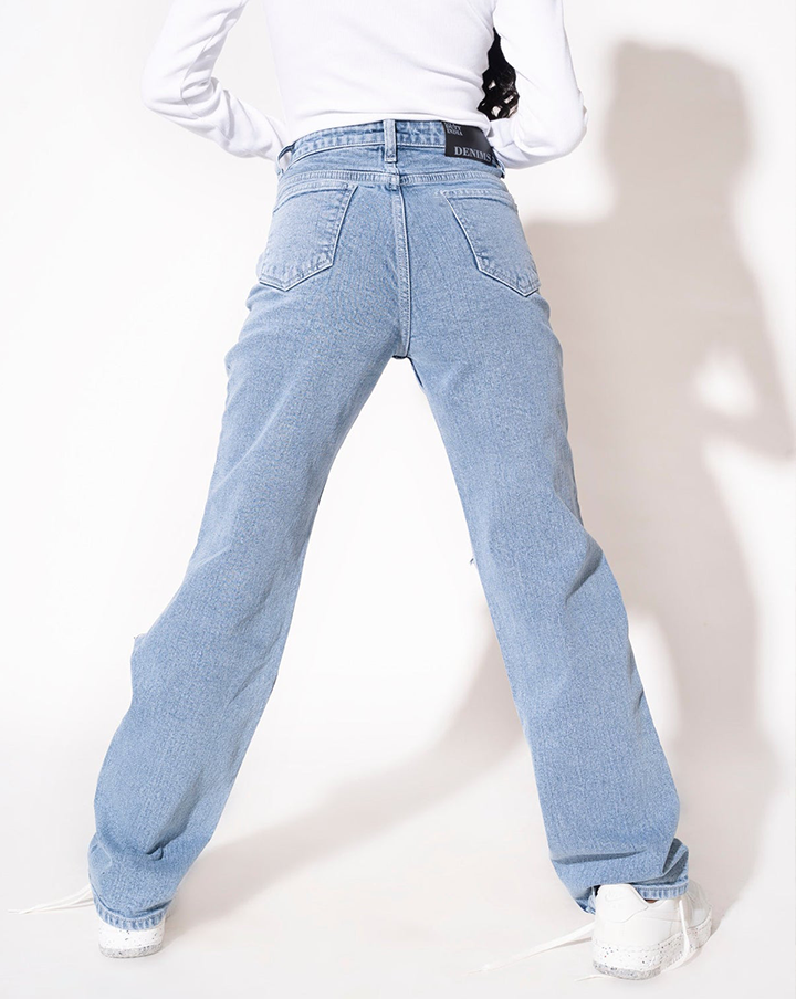 Super Ripped Mom Fit Jeans