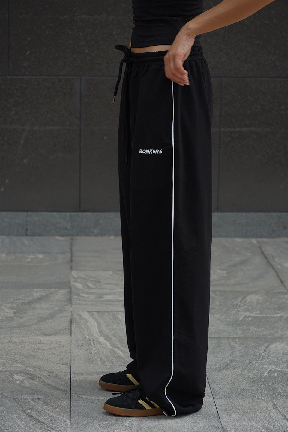 Side Stripe Track Pants JG67