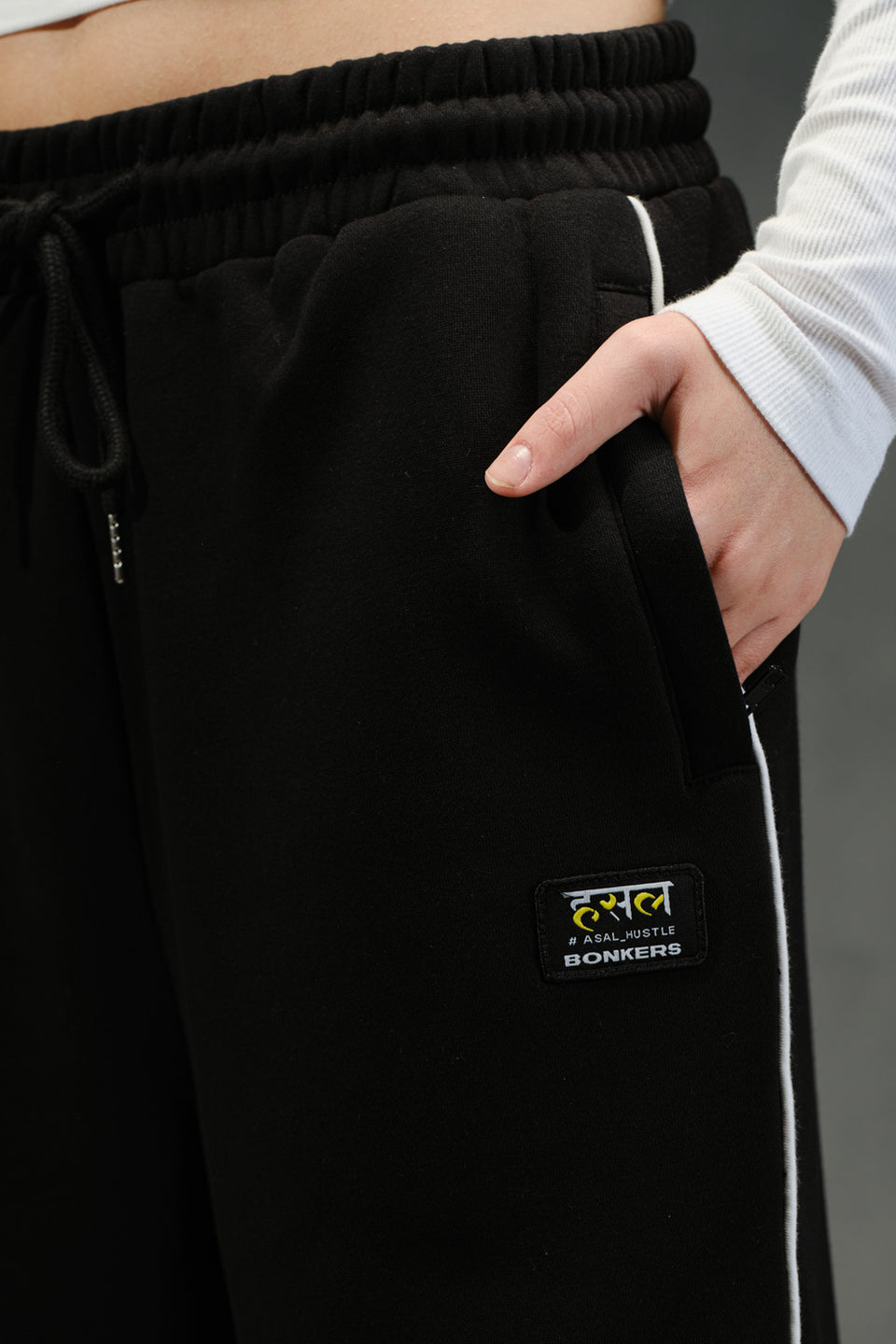 Hustle The Untammed Black Joggers JG67
