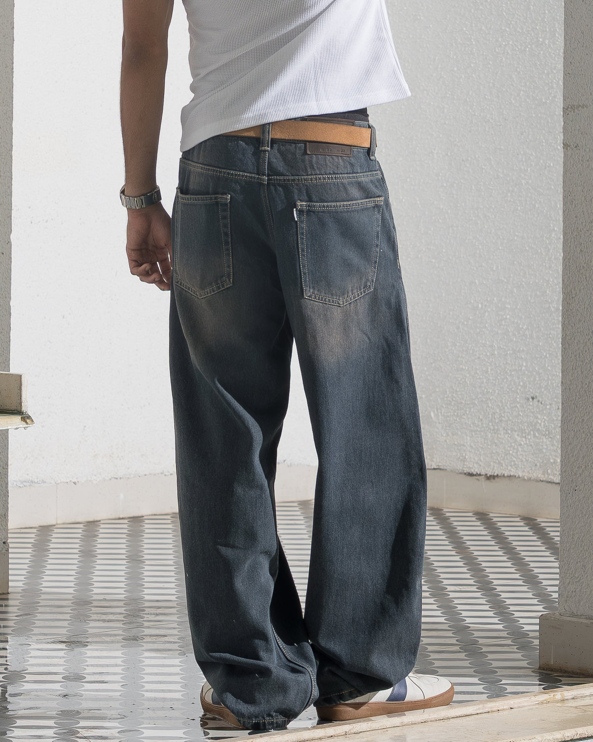 Barrel Fit Denim (Shadow Blue) Morrislane