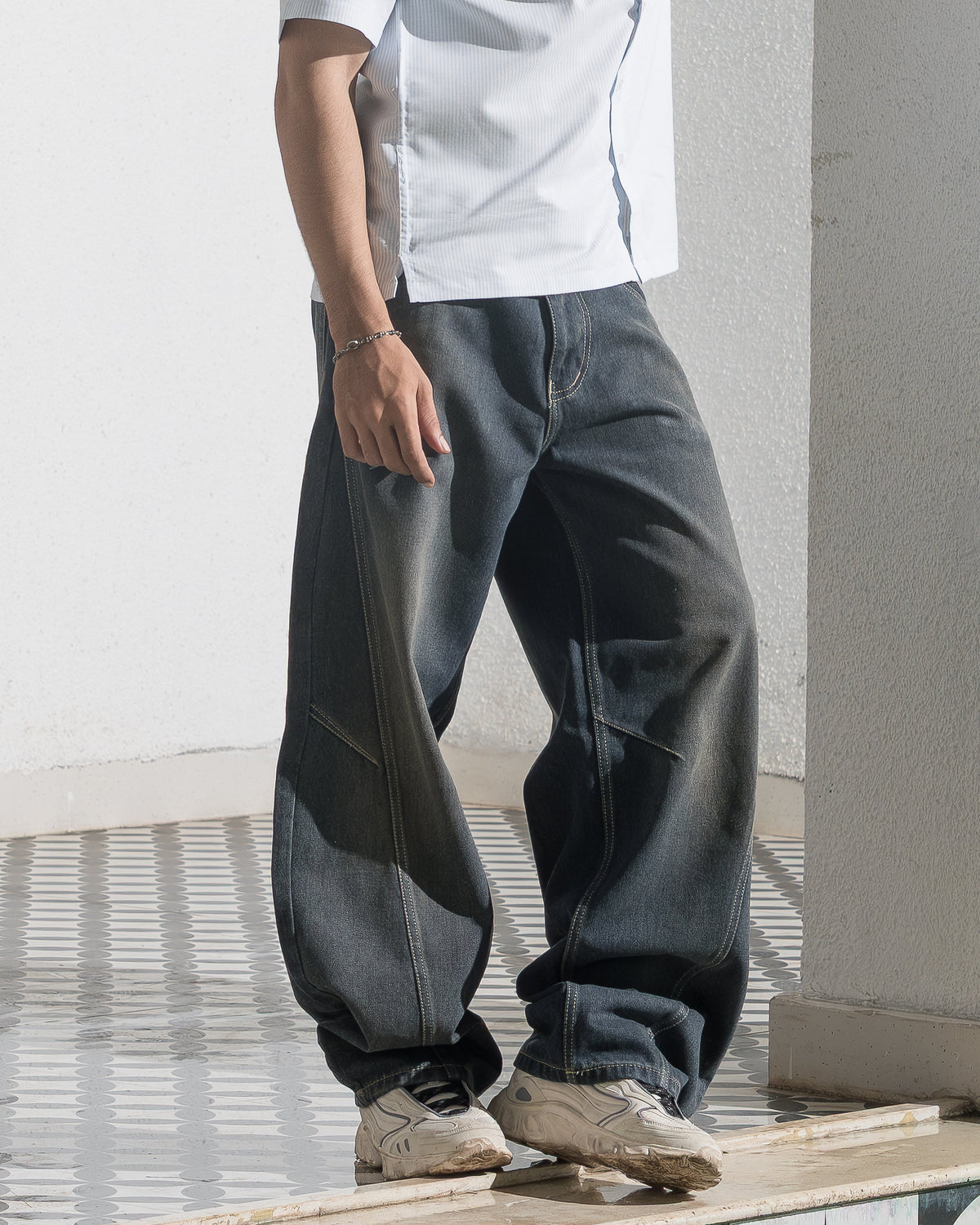 Barrel Fit Denim (Deep Blue) Morrislane