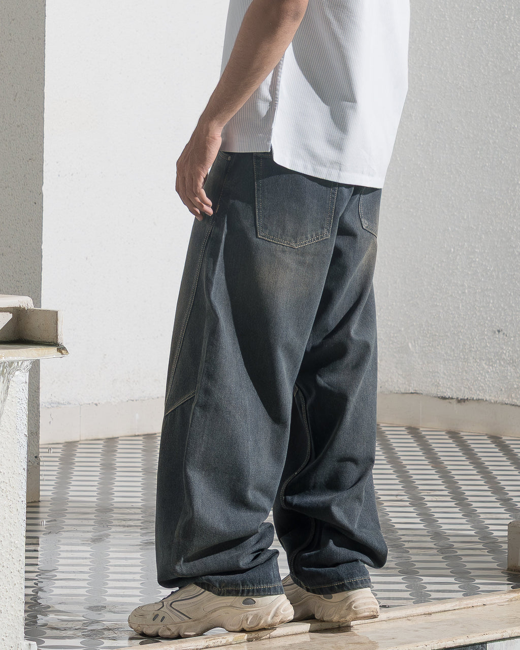 Barrel Fit Denim (Deep Blue) Morrislane
