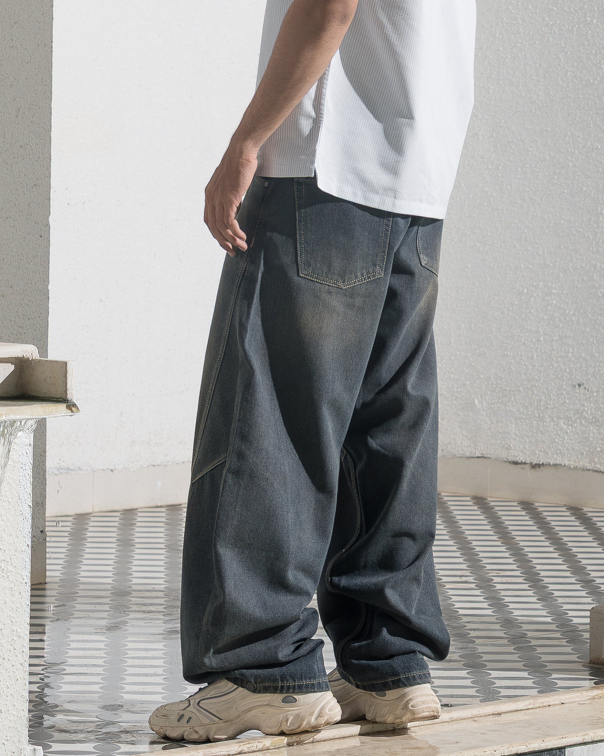 Barrel Fit Denim (Deep Blue) Morrislane