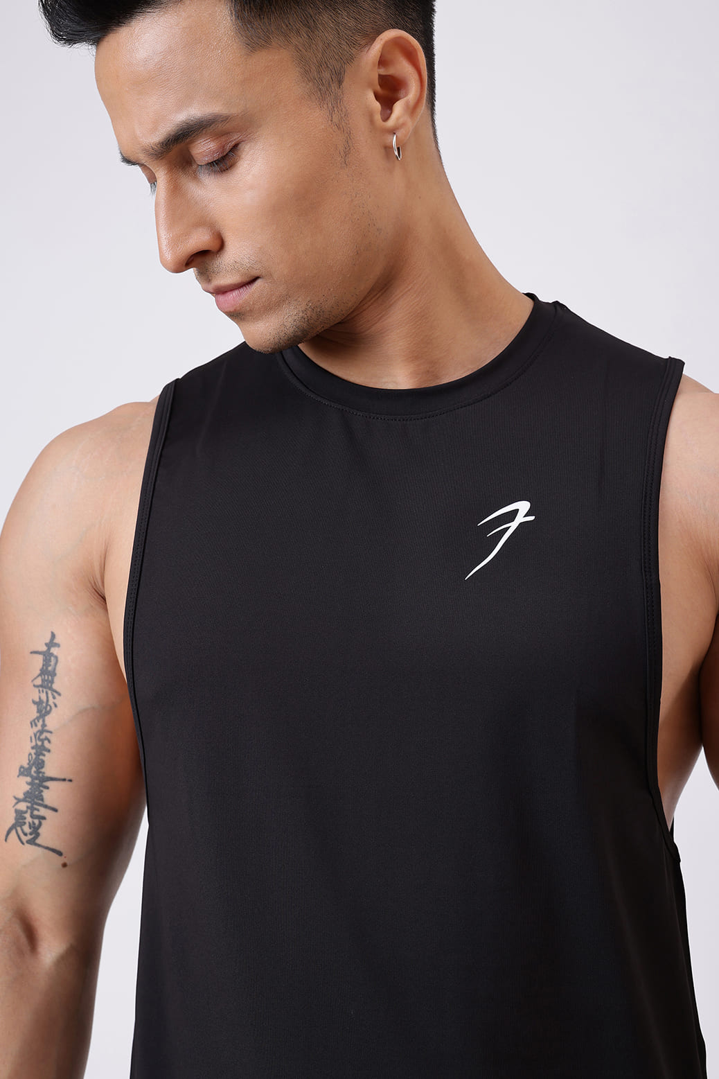 Urban Deep Arm Tank Black