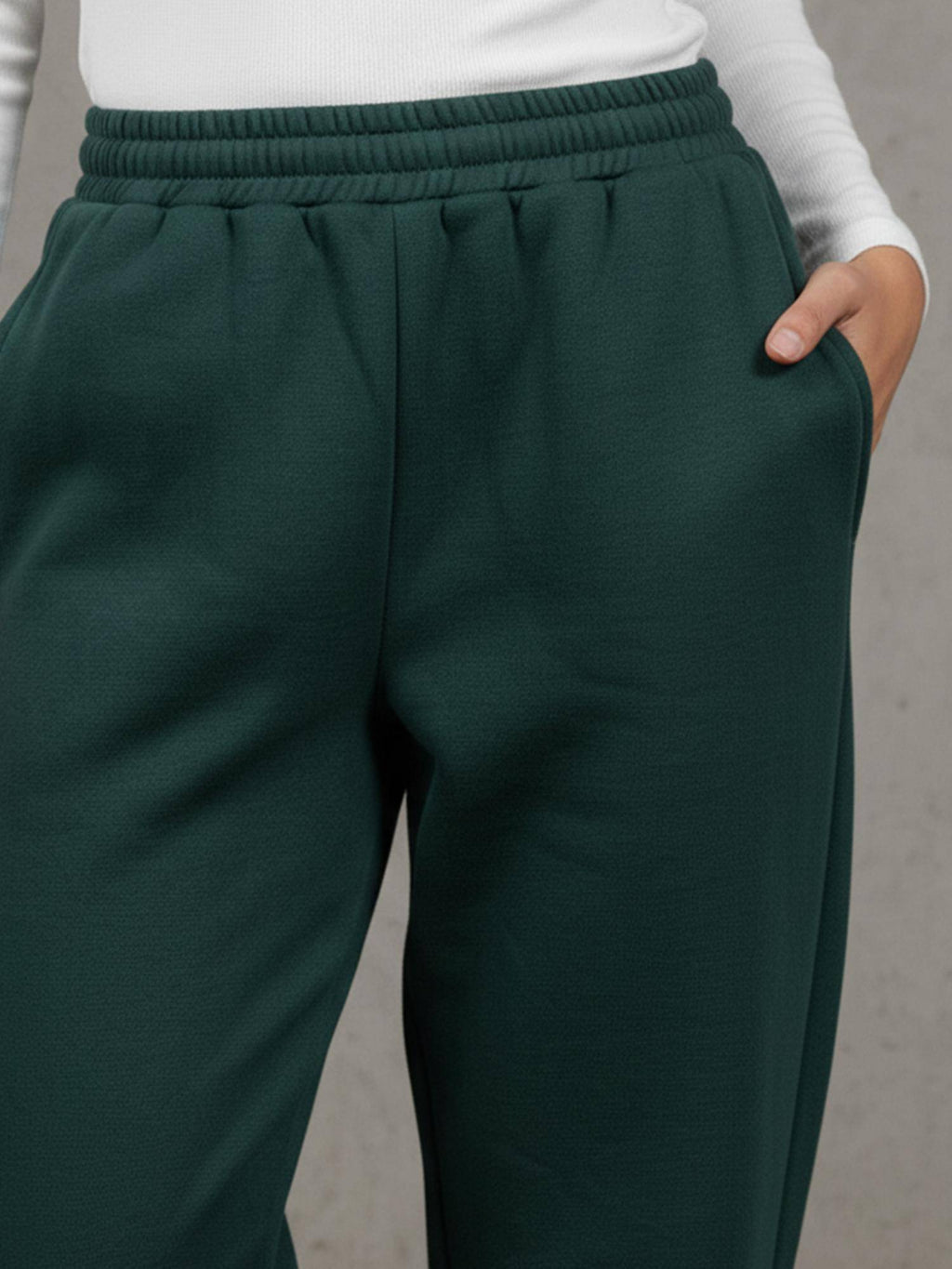 Green Solid Joggers | WJ89 - view 3