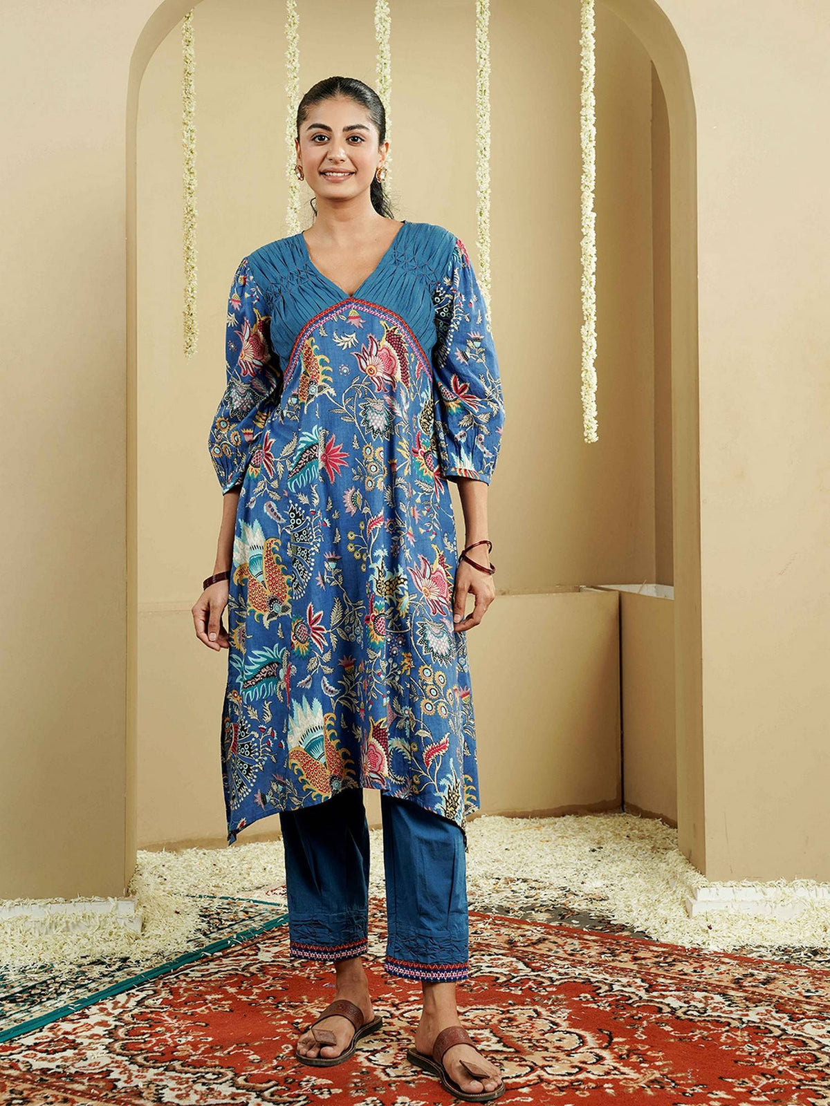 Women Blue Cotton Floral Kurta | KDG - view 1