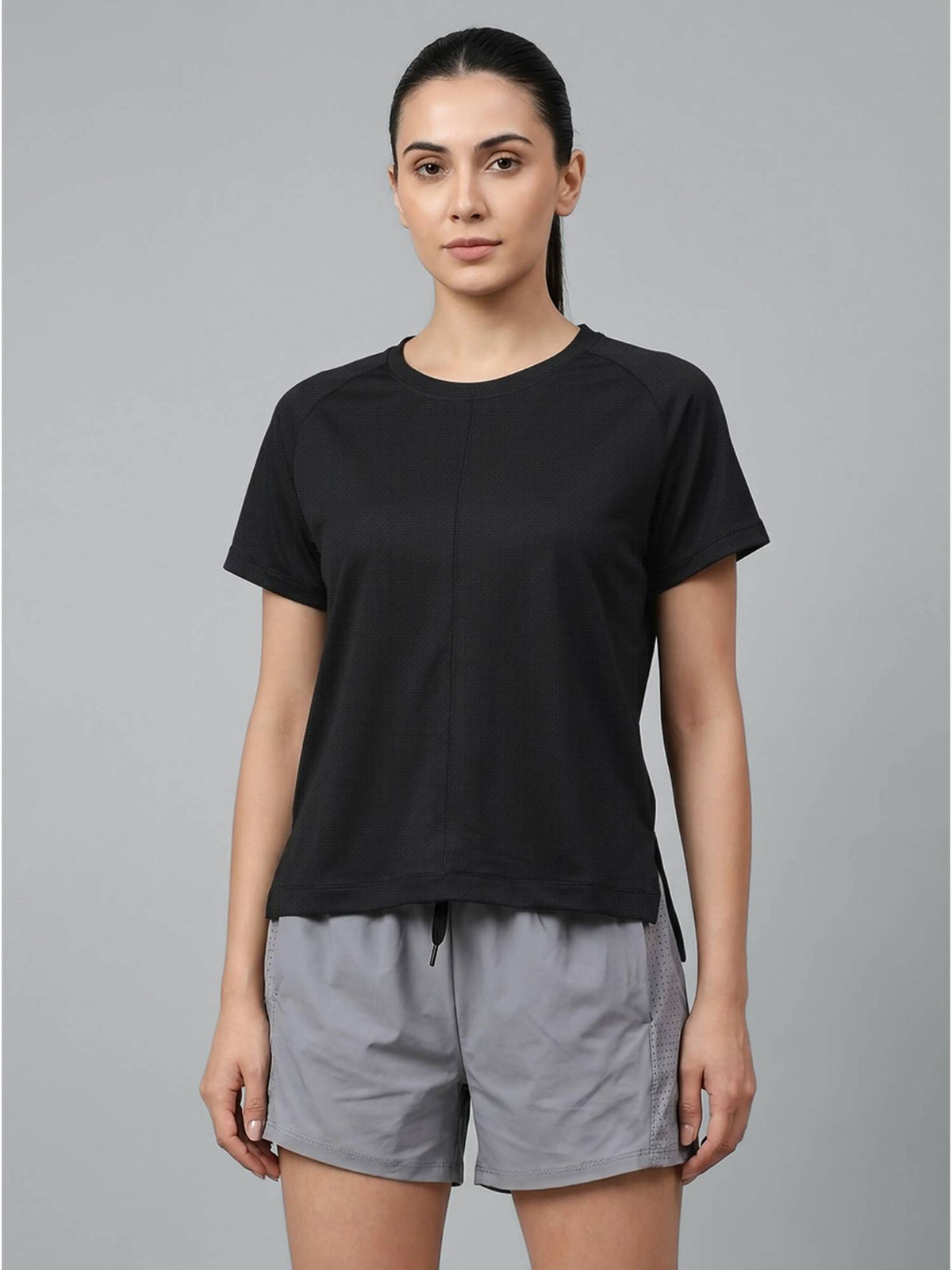 Women’S Black Gym Active T-Shirt with Side Slit | TT89 - view 1