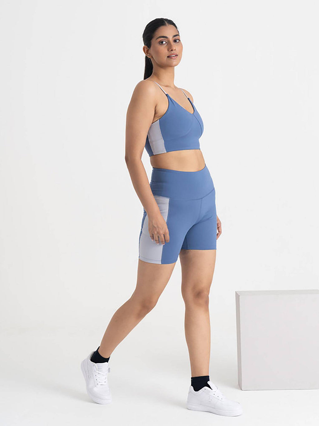 Epic Pop Medium Coverage Lightly Padded V Neck Sport Bra for Women | sb09 - view 12