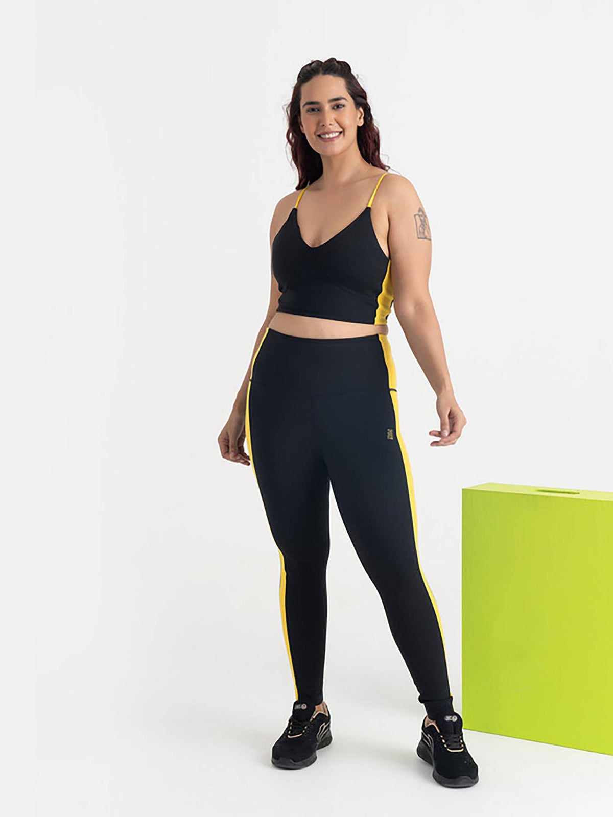 Epic Pop Medium Coverage Lightly Padded V Neck Sport Bra for Women | sb09 - view 5