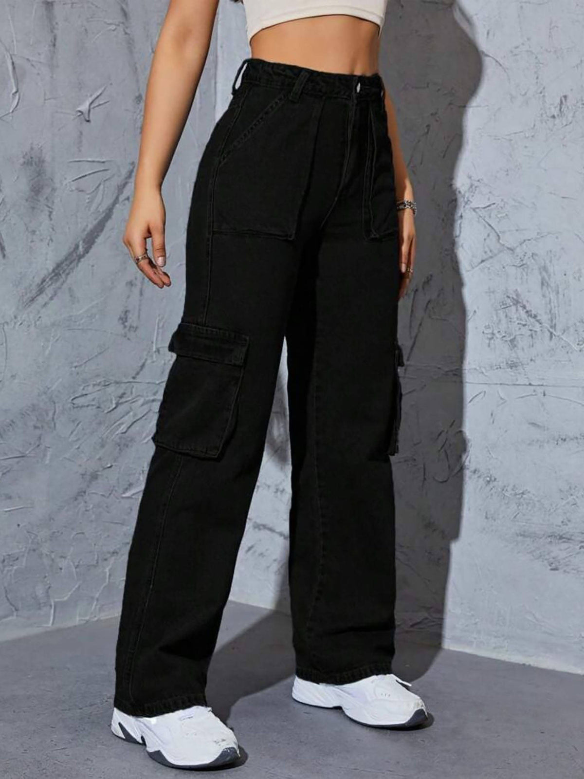 Women Black Straight Fit High- Rise Stretchable Cargo Jeans | ST23 - view 3