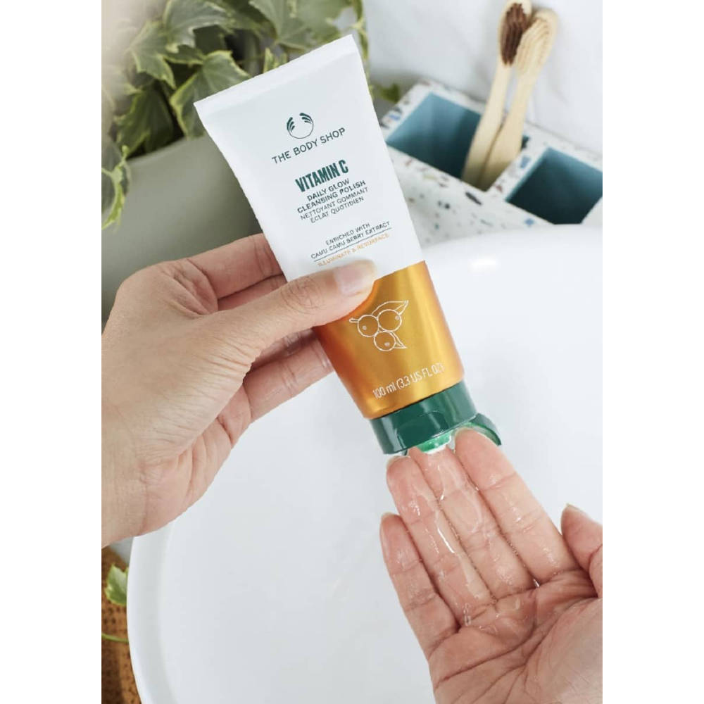 Vitamin C Daily Glow Cleansing Polish | FC3 - view 2