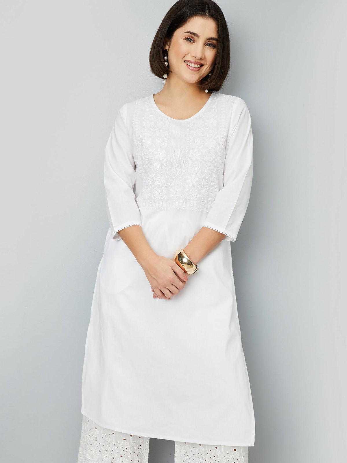 Women Off White Cotton Blend Embroidered Straight Kurta | U3S - view 1