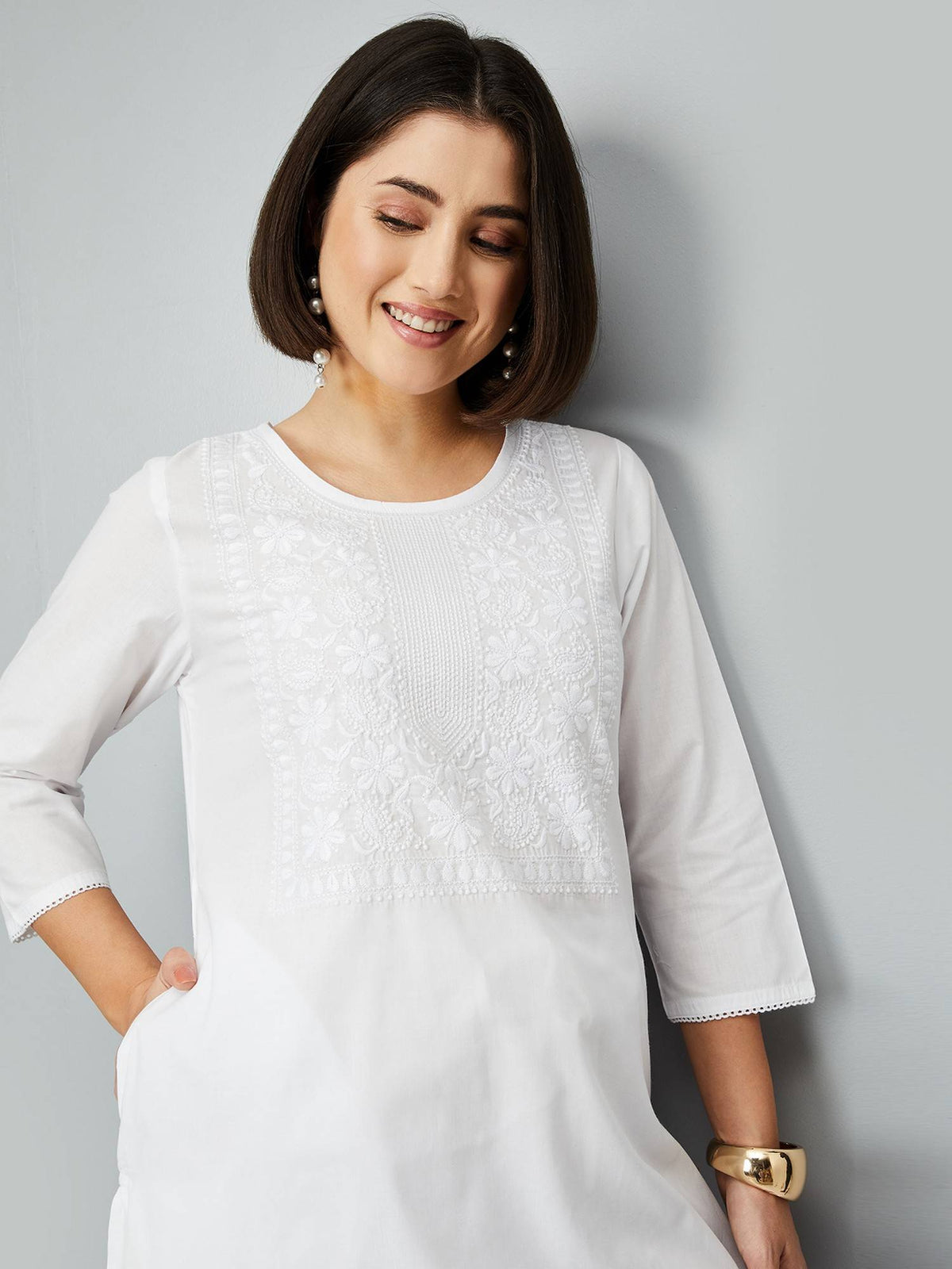 Women Off White Cotton Blend Embroidered Straight Kurta | U3S - view 4