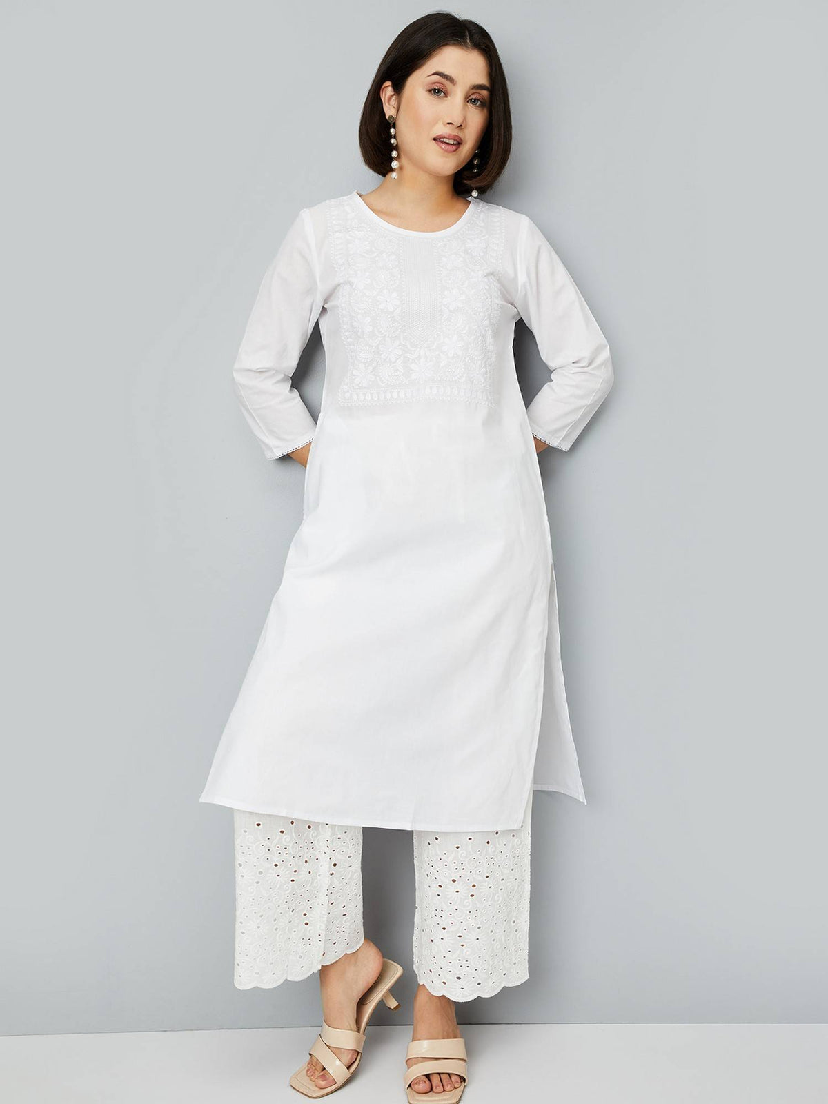 Women Off White Cotton Blend Embroidered Straight Kurta | U3S - view 5